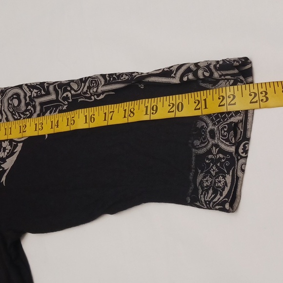 Vanilla Sugar size 1X women's black elbow-length sleeve top. - Picture 13 of 16